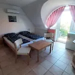 Zoeldhaz Panzio B&B