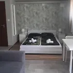 B&B Zoeldhaz Panzio 기에네스디아스