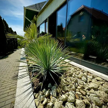 Zöldház Panzió 4*