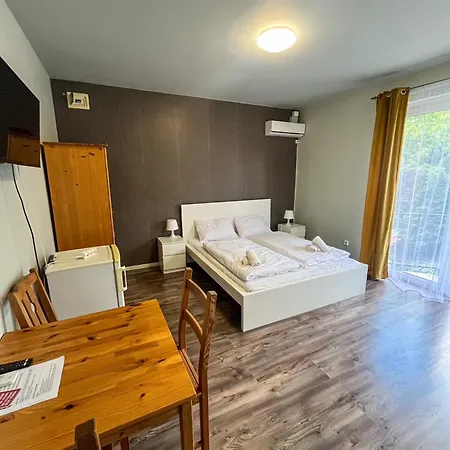 Zoeldhaz Panzio Bed & Breakfast