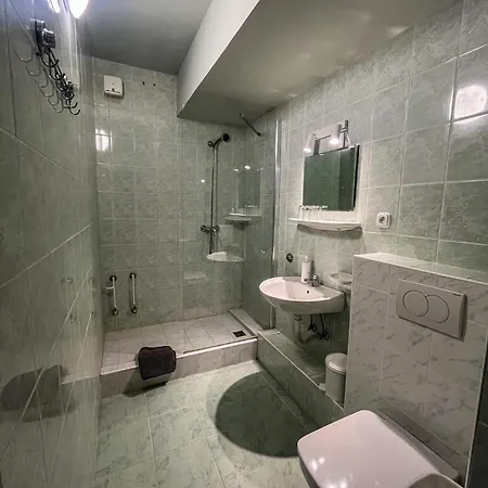 Zöldház Panzió Panzió