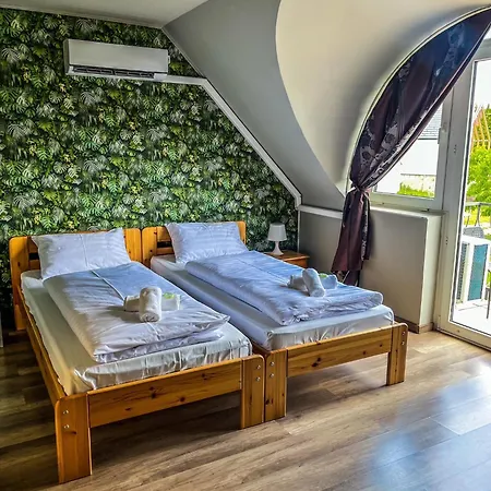 Zöldház Panzió 4*