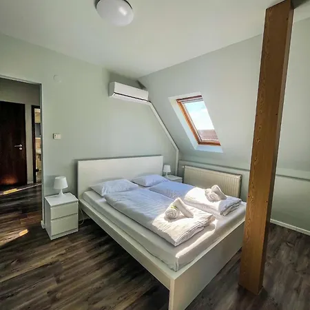 Zöldház Panzió Panzió 4*