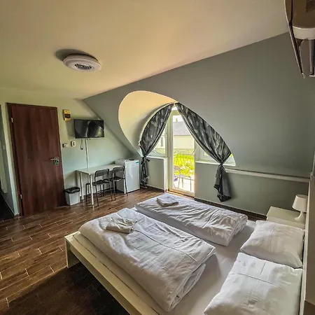 Zöldház Panzió 4* Gyenesdiás