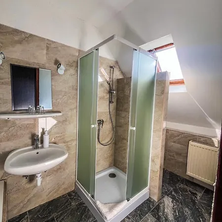 Zöldház Panzió 4*