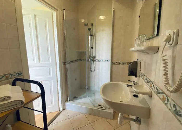 Alojamento de Acomodação e Pequeno-almoço Zöldház Panzió