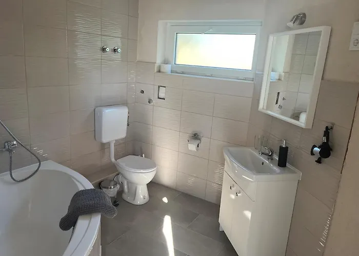 Zöldház Panzió 4* Gyenesdiás