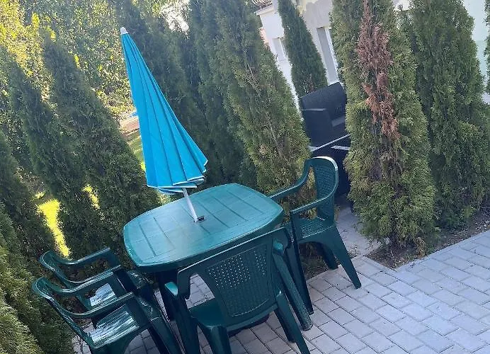 Zöldház Panzió Gyenesdiás