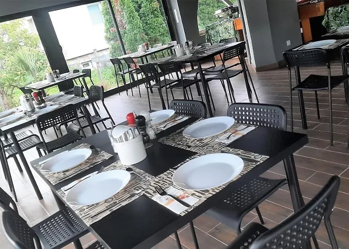 Zöldház Panzió Alojamento de Acomodação e Pequeno-almoço