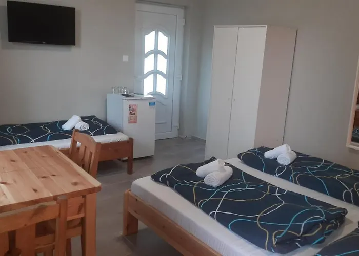 Zöldház Panzió Gyenesdiás