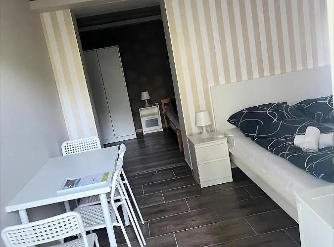 Zöldház Panzió Alojamento de Acomodação e Pequeno-almoço