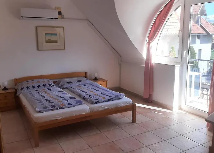 Alojamento de Acomodação e Pequeno-almoço Zöldház Panzió