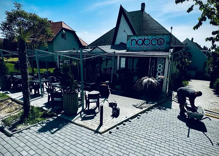 Zöldház Panzió Alojamento de Acomodação e Pequeno-almoço 4*